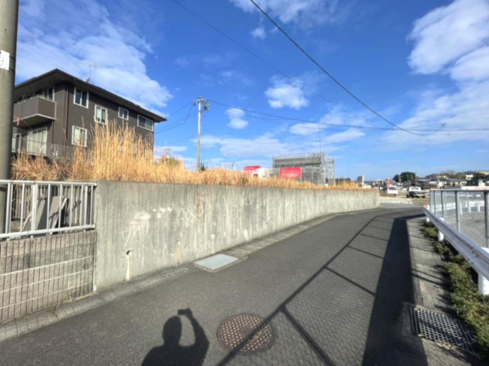 日置市伊集院町伊鹿倉一丁目土地の周辺