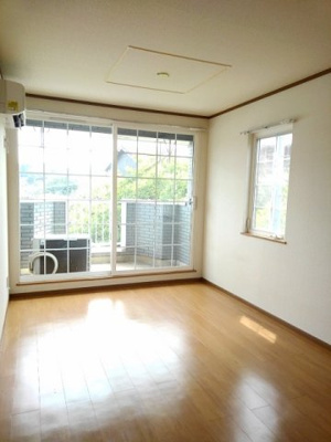 【居間・リビング】 | サンパティーク | ゆったりとした居間です