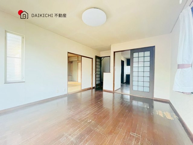 【居間・リビング】 | 東松山松風台　中古戸建