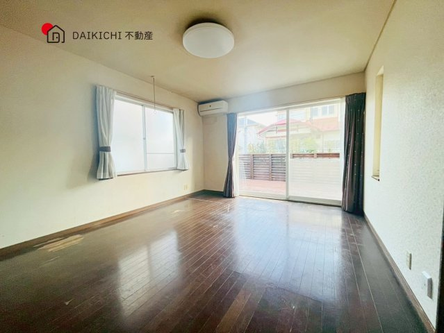 【居間・リビング】 | 東松山松風台　中古戸建