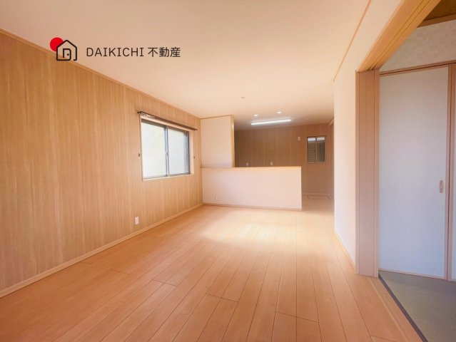 【居間・リビング】 | 桶川市加納　中古戸建