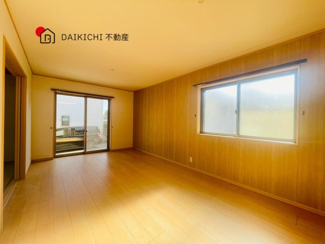 【居間・リビング】 | 桶川市加納　中古戸建
