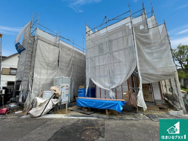 神戸市西区南別府　新築一戸建ての外観|周辺は落ち着いた街並みの住宅地！子育てがしやすい住環境です！まだ未完成ですが、現地でしかわからない事もございます。是非一度ご覧ください。