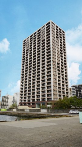 コスモ東京ベイタワーの外観