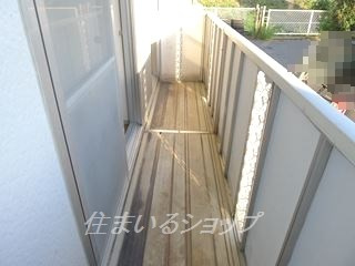 プレジール加藤　Ａ棟のバルコニー
