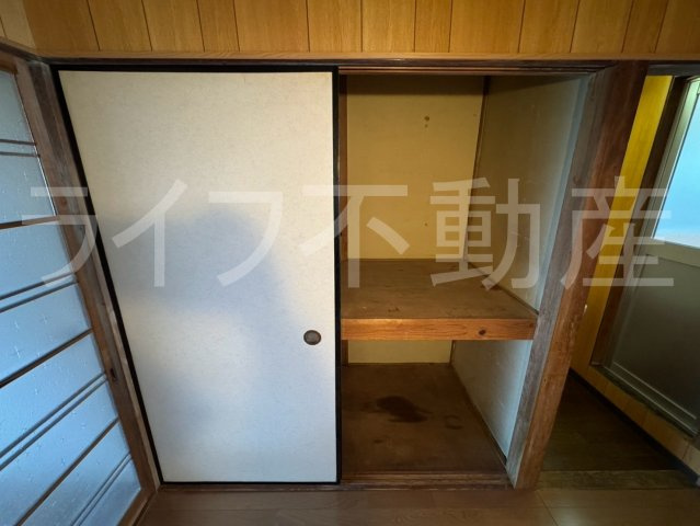 ロイヤルハイツ東大阪の収納|たっぷりとした収納スペースです