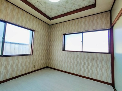 【洋室】 | 光と風のハーモニー | 2階洋室