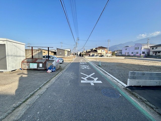 土橋2丁目　新築戸建の前面道路含む現地写真