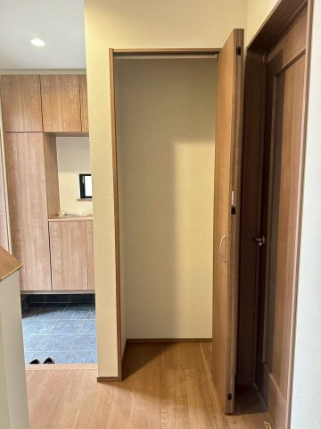 土橋2丁目　新築戸建の玄関|【玄関】