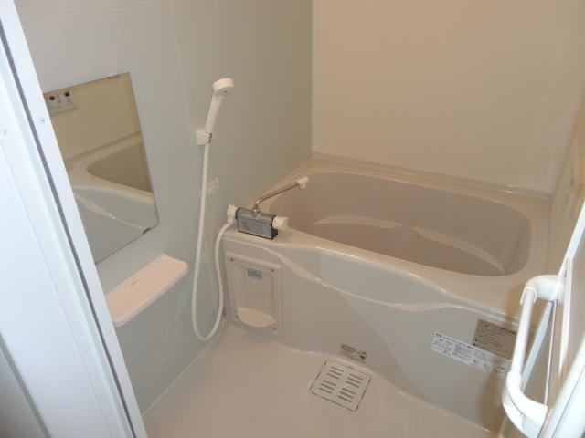 サンフォレスタ２番館の浴室|バス（イメージ）