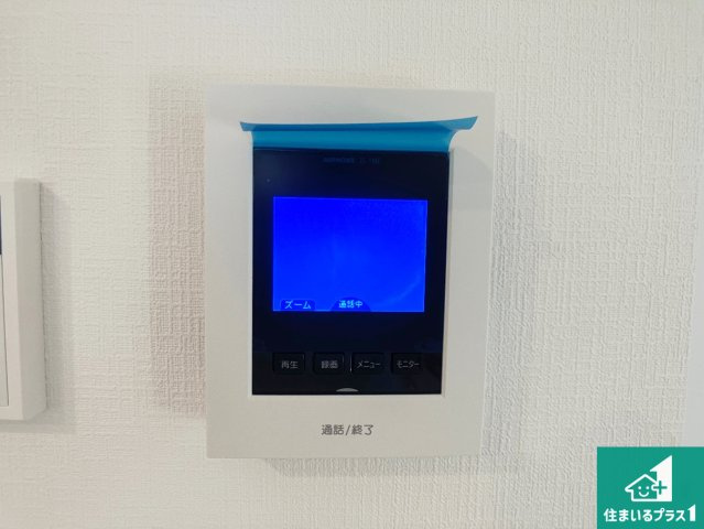 神戸市西区南別府　新築一戸建ての防犯設備|カラーモニターインターホン！声だけでなく来訪者の姿や顔がモニターで確認できるので、小さなお子様がいらっしゃるご家庭でも安心できます！