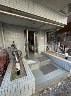 【エントランス】 | 毎日通るエントランスはこのようになっています