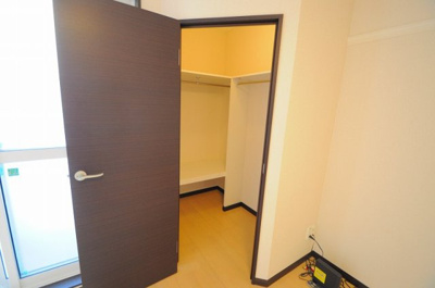 【収納】 | レオネクストグレースクレストⅢ | ウォークインクローゼット