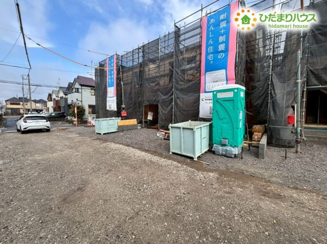 鴻巣市鴻巣　第1　新築一戸建て　クレイドルガーデン　03の駐車場