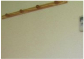 ホワイトハウスの設備|フック付きで壁収納が可能です♪（同一仕様写真）