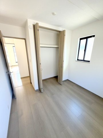 あきる野市秋留全６棟　新築分譲の洋室