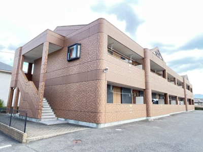 【エントランス】 | コンフォール山法師 | 外観写真（昼）