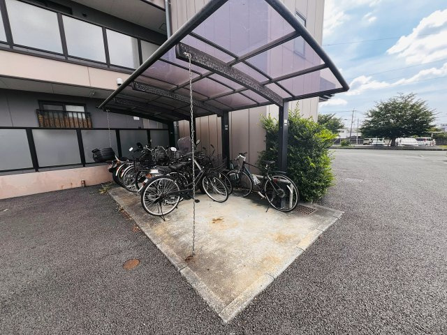リベア船小屋のその他共用部分|駐輪場です