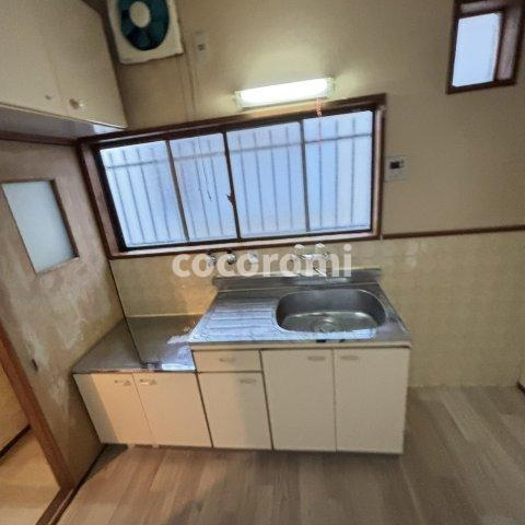 下神田戸建てのキッチン