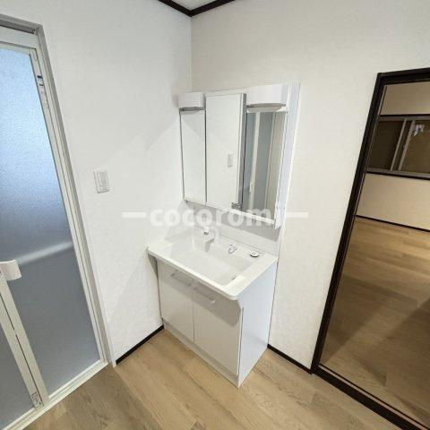 茄子作リノベーションハウスの洗面所