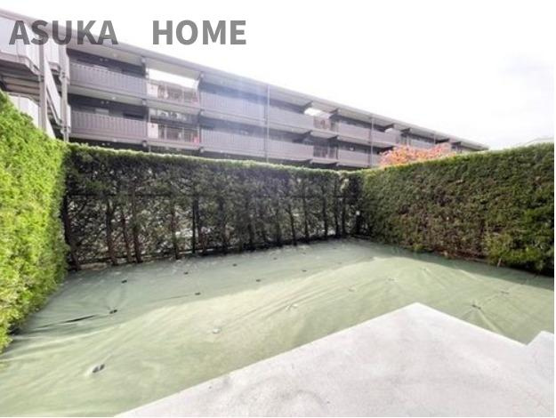 藤和ライブタウン大船３号棟の庭|専用庭の様子です。