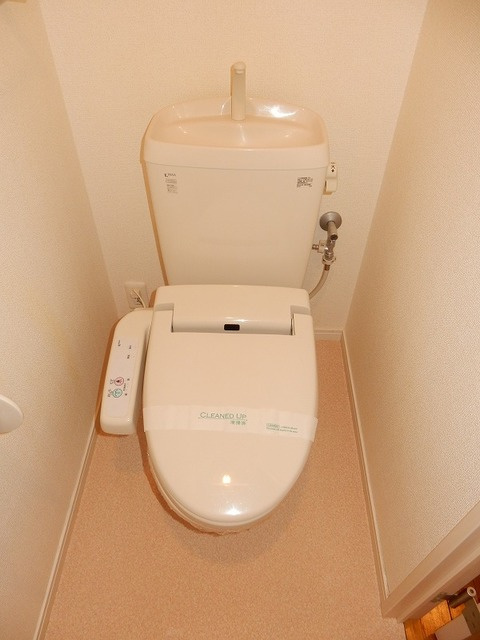 ラポール西大島　イーストのトイレ