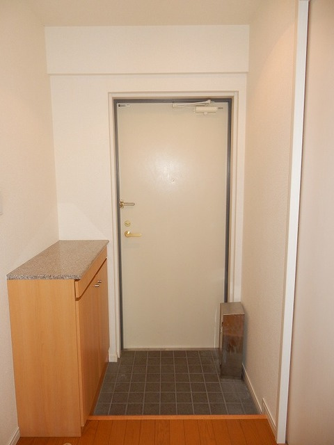 ラポール西大島　イーストの玄関