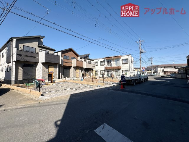 [新築住宅] 鶴ヶ島市上広谷 3期 全3棟の前面道路含む現地写真