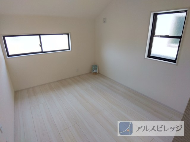 新築/新座市新堀1　全２棟の洋室