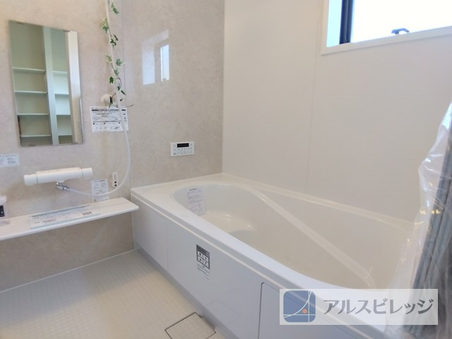 新築/新座市新堀1　全２棟の浴室|お風呂です