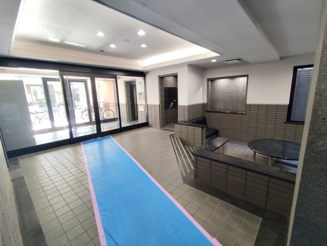 ＩＳＭ新小岩のロビー