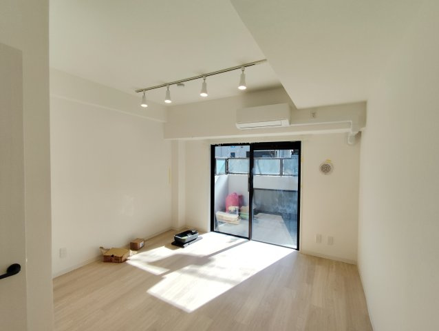 ＩＳＭ新小岩の洋室