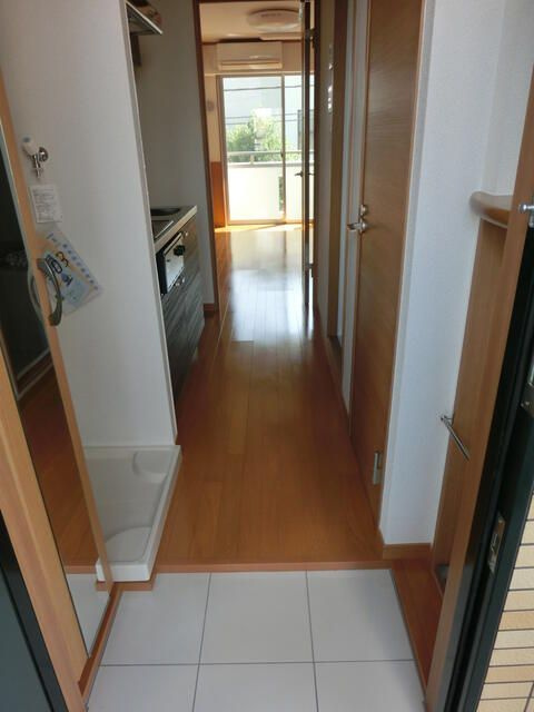 アーバ・ハイツ春日町の玄関