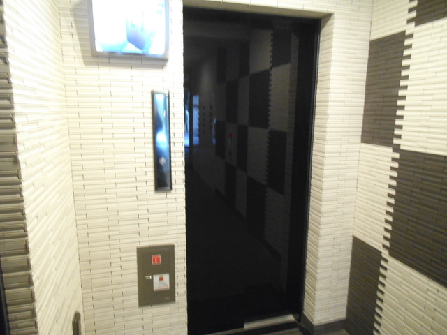 グラントゥルース赤羽プレミオのその他共用部分|エレベーターです☆