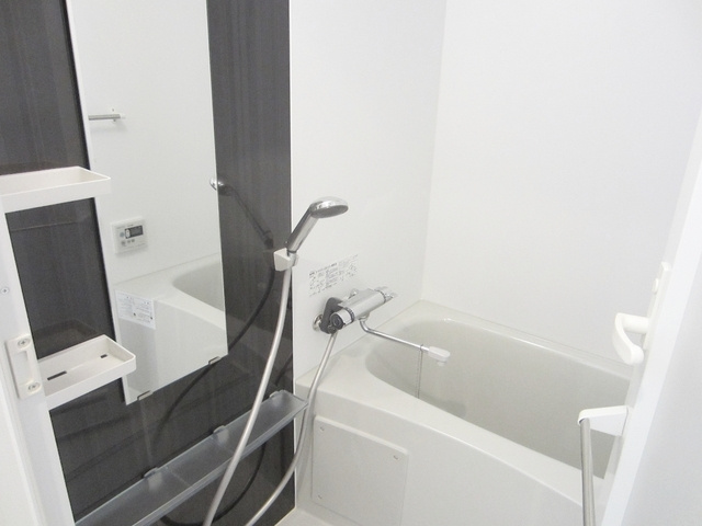 グラントゥルース赤羽プレミオの浴室|浴室乾燥付きのお風呂です