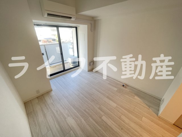 S-RESIDENCE高井田Centralの居間・リビング|こちらのリビングで趣味の時間をお楽しみください