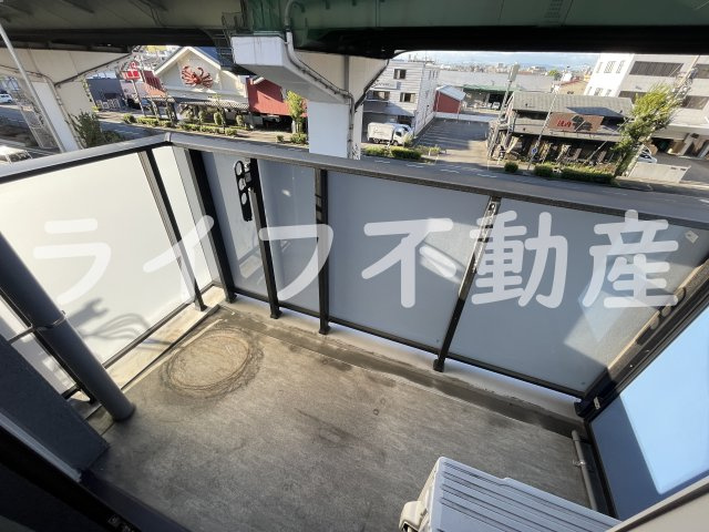 S-RESIDENCE高井田Centralのバルコニー|暖かな日差しのふりそそぐバルコニー