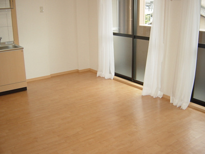 【居間・リビング】 | メゾンミルキーウェイⅠ | リビング