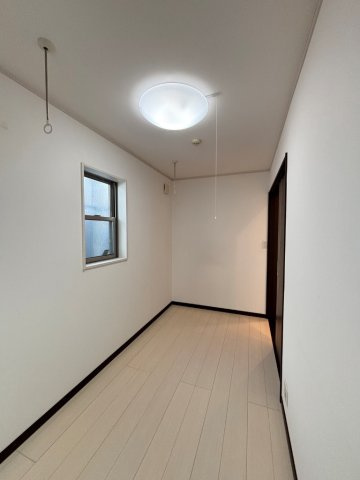北千住戸建ての内装