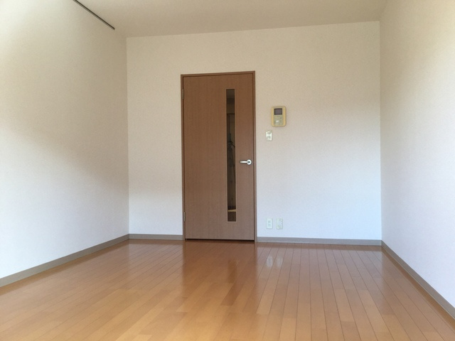 ドエル・ミョウセイの居間・リビング