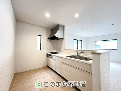 【キッチン】 | CRADLEGARDEN小山市東間々田第7　5号棟 | 人気の対面式キッチン☆料理をしながらご家族とコミュニケーションが取れます♪