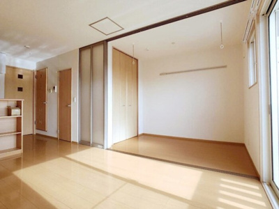 【洋室】 | グランモアインターパーク | 洋室