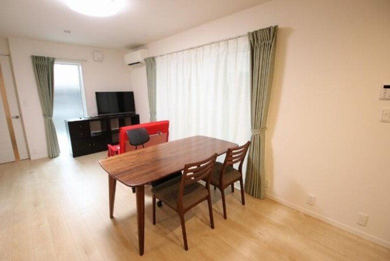 【居間・リビング】