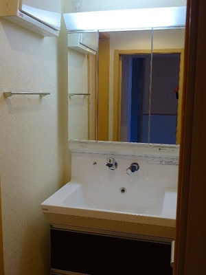 【洗面所】 | サンクレア | 使いやすい洗面所です