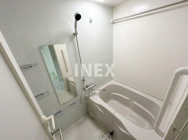 横浜市中区末吉町１丁目の賃貸マンションの浴室