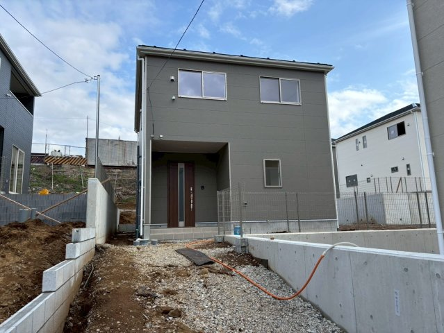 七栄第３３　新築戸建て　１２号棟の外観