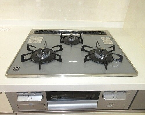 ライオンズマンション大倉山の設備|３口ガスコンロ、グリル（内装前）