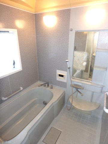 川越市霞ヶ関中古戸建の浴室