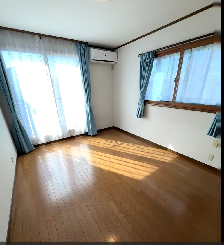 川越市霞ヶ関中古戸建の洋室