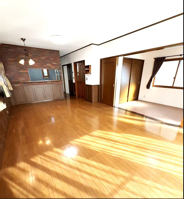 川越市霞ヶ関中古戸建の居間・リビング